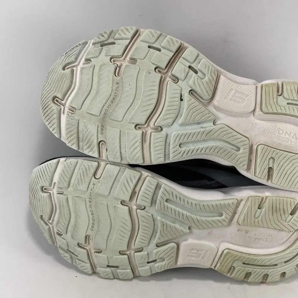 Brooks Ghost 14 Womens Size 10 Navy Blue White Running Shoes Sneakers